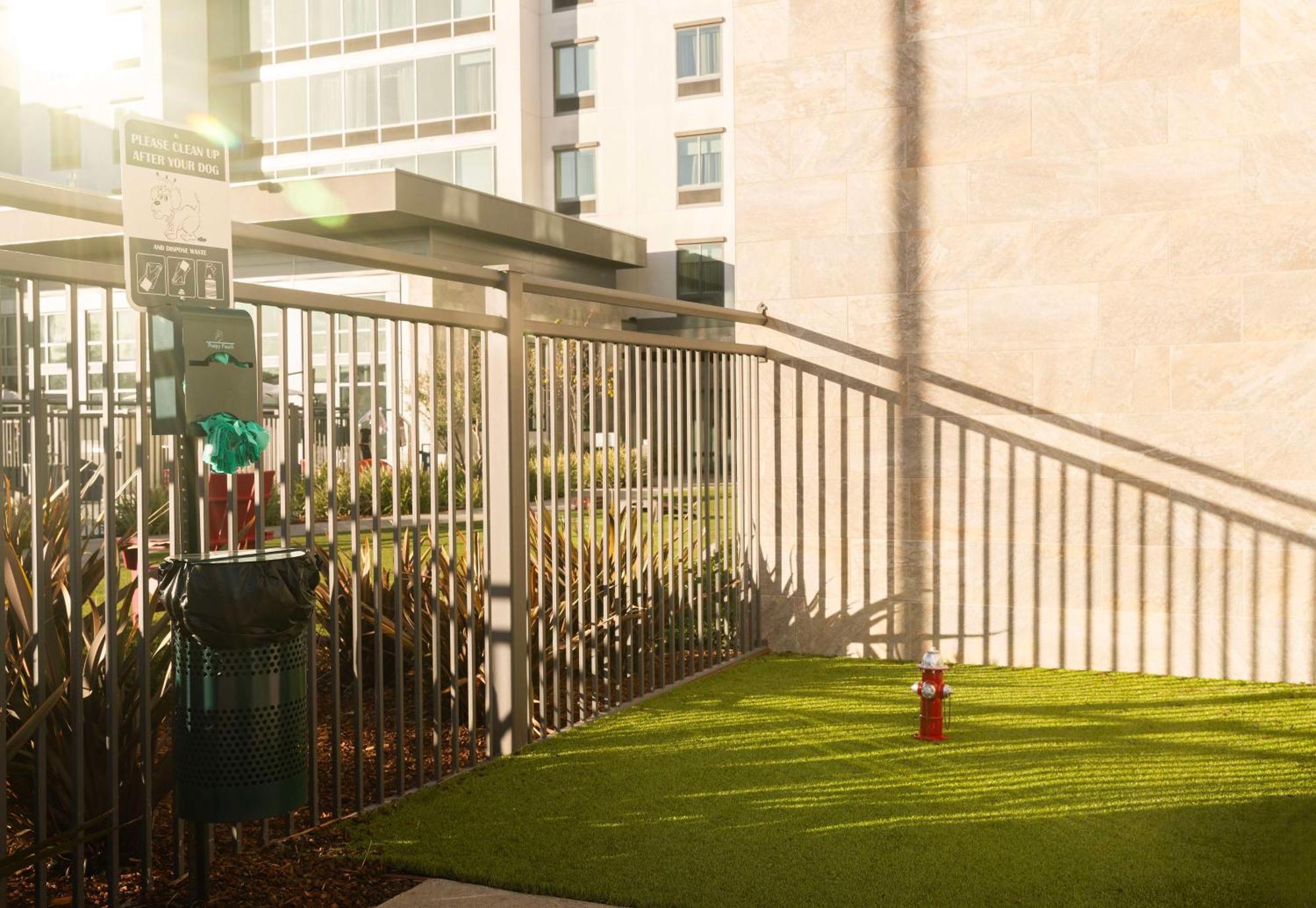 Hampton Inn Long Beach Airport, Ca מראה חיצוני תמונה