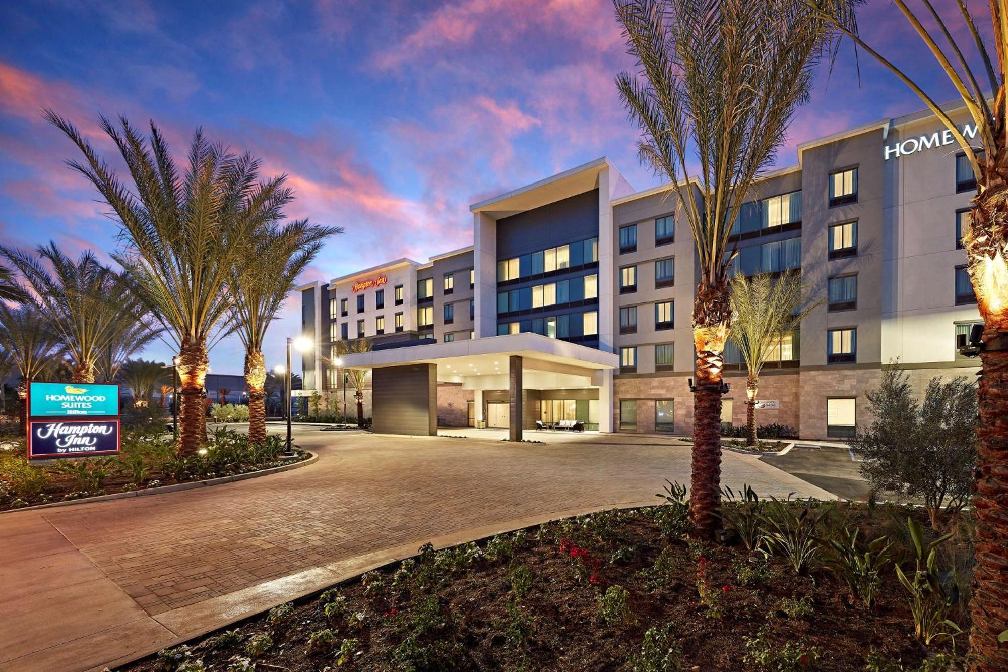 Hampton Inn Long Beach Airport, Ca מראה חיצוני תמונה