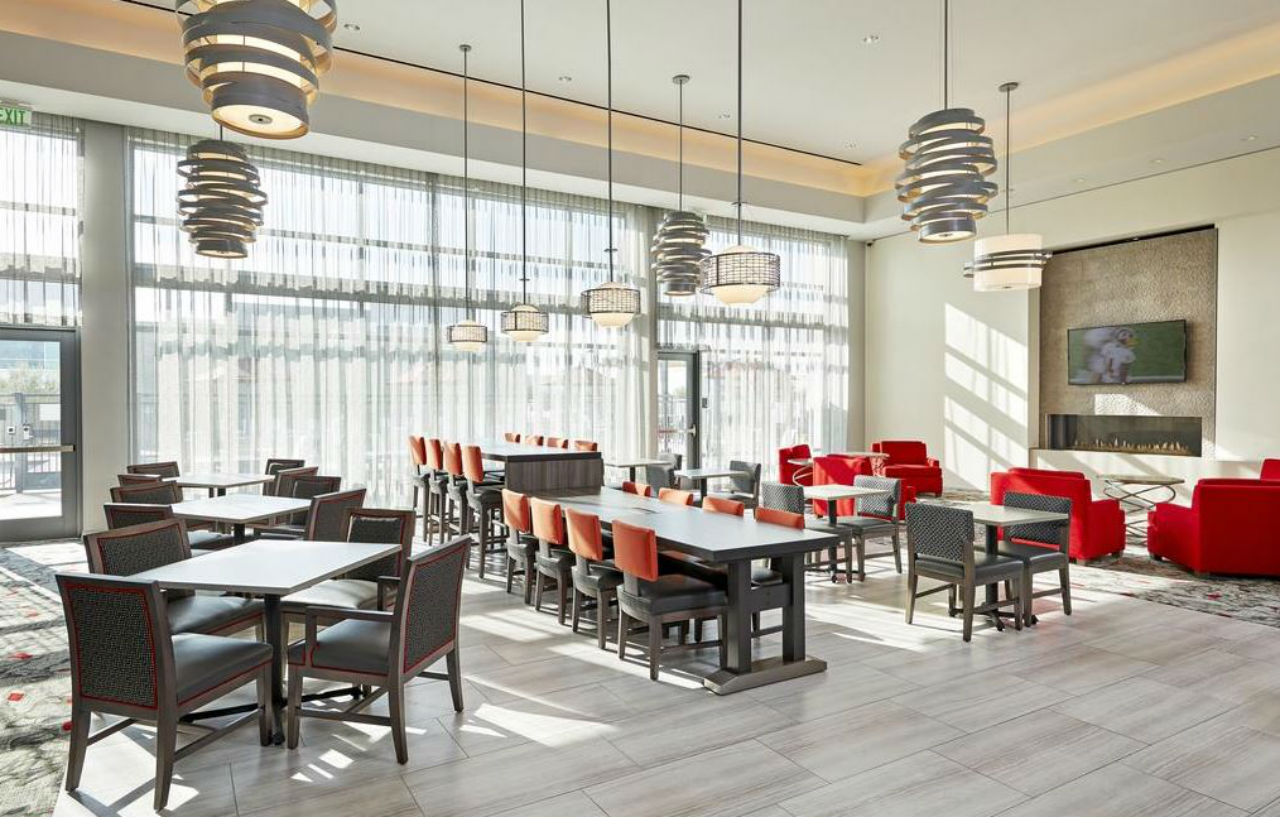 Hampton Inn Long Beach Airport, Ca מראה חיצוני תמונה